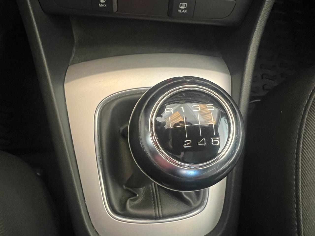 Audi Q3 2.0 TDI 120 CV Business ok neopatentati unico proprietario km 117.590