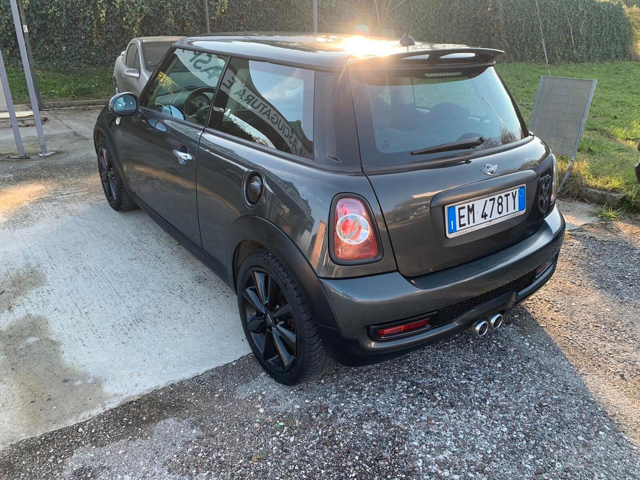 Mini Cooper SD manuale