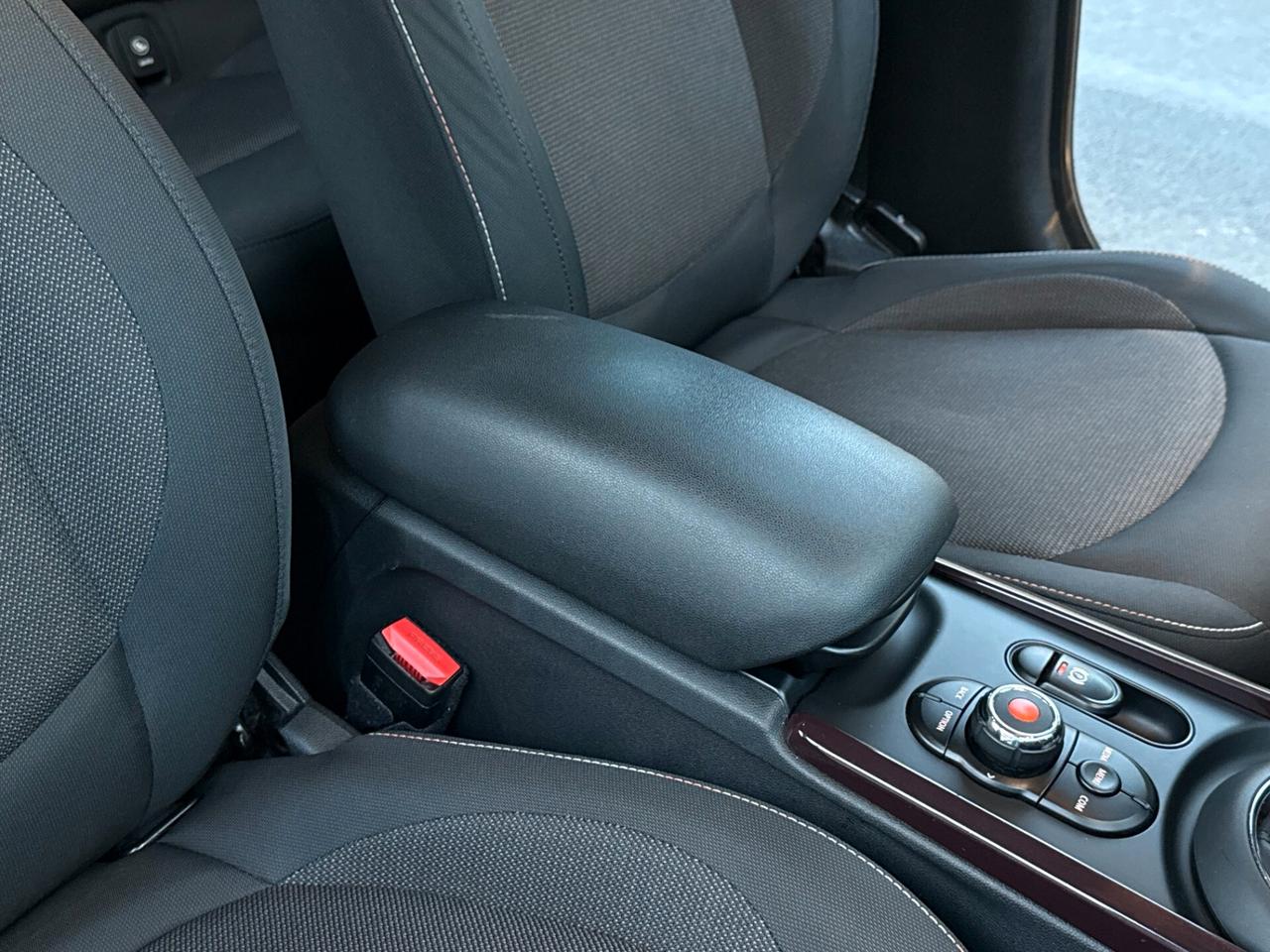Mini Cooper 2.0D Clubman Hype LUCI AMBIENT 2019