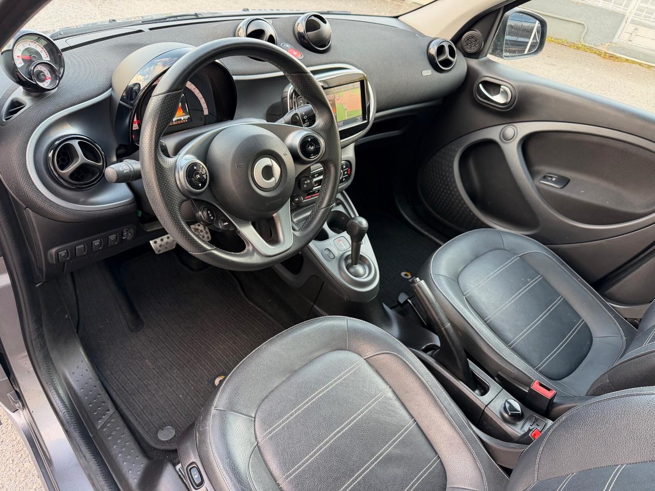 Smart ForFour 90 0.9 Turbo twinamic Prime LED TETTO