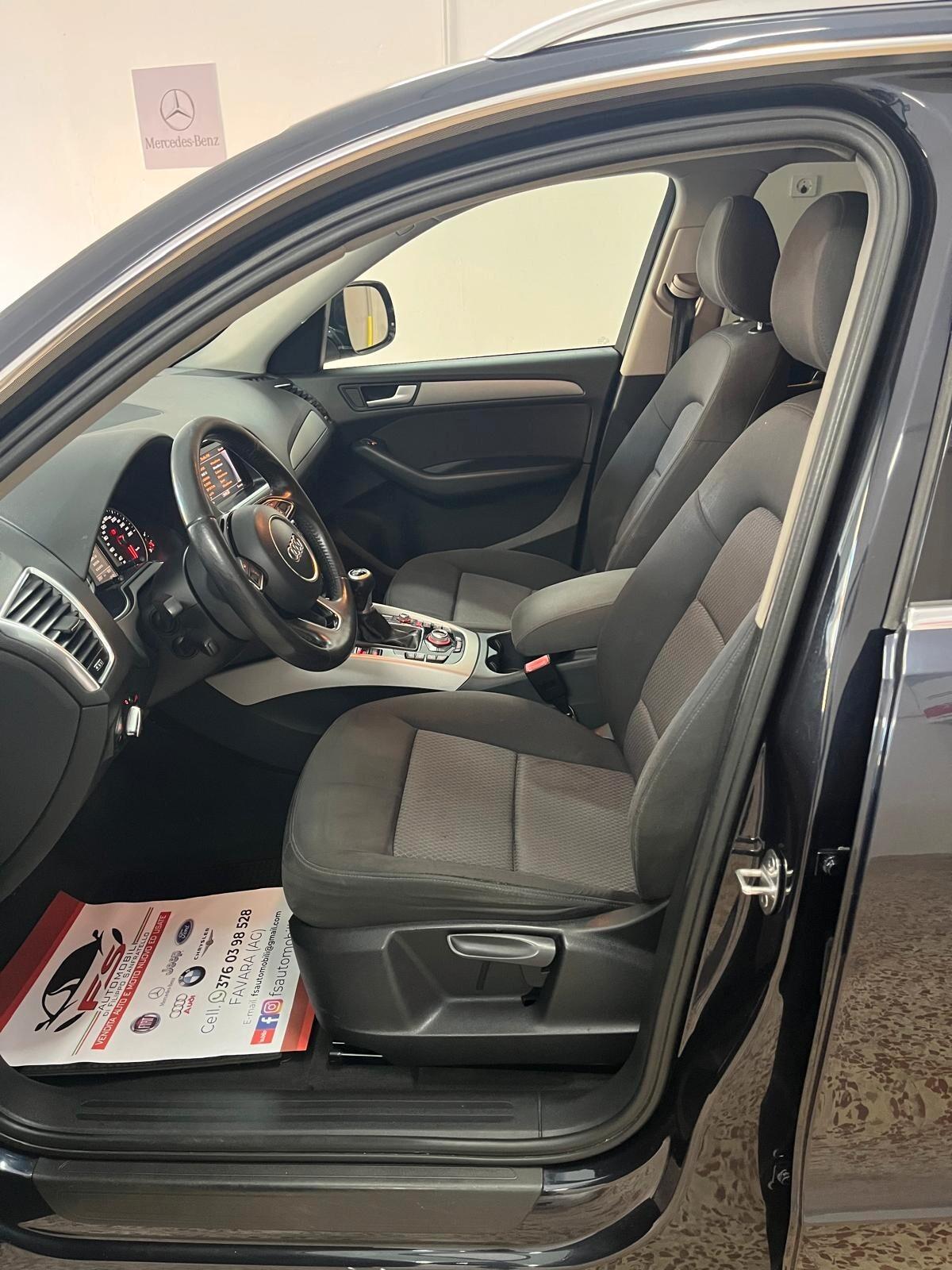Audi Q5 2.0 TDI 150 CV clean diesel Business