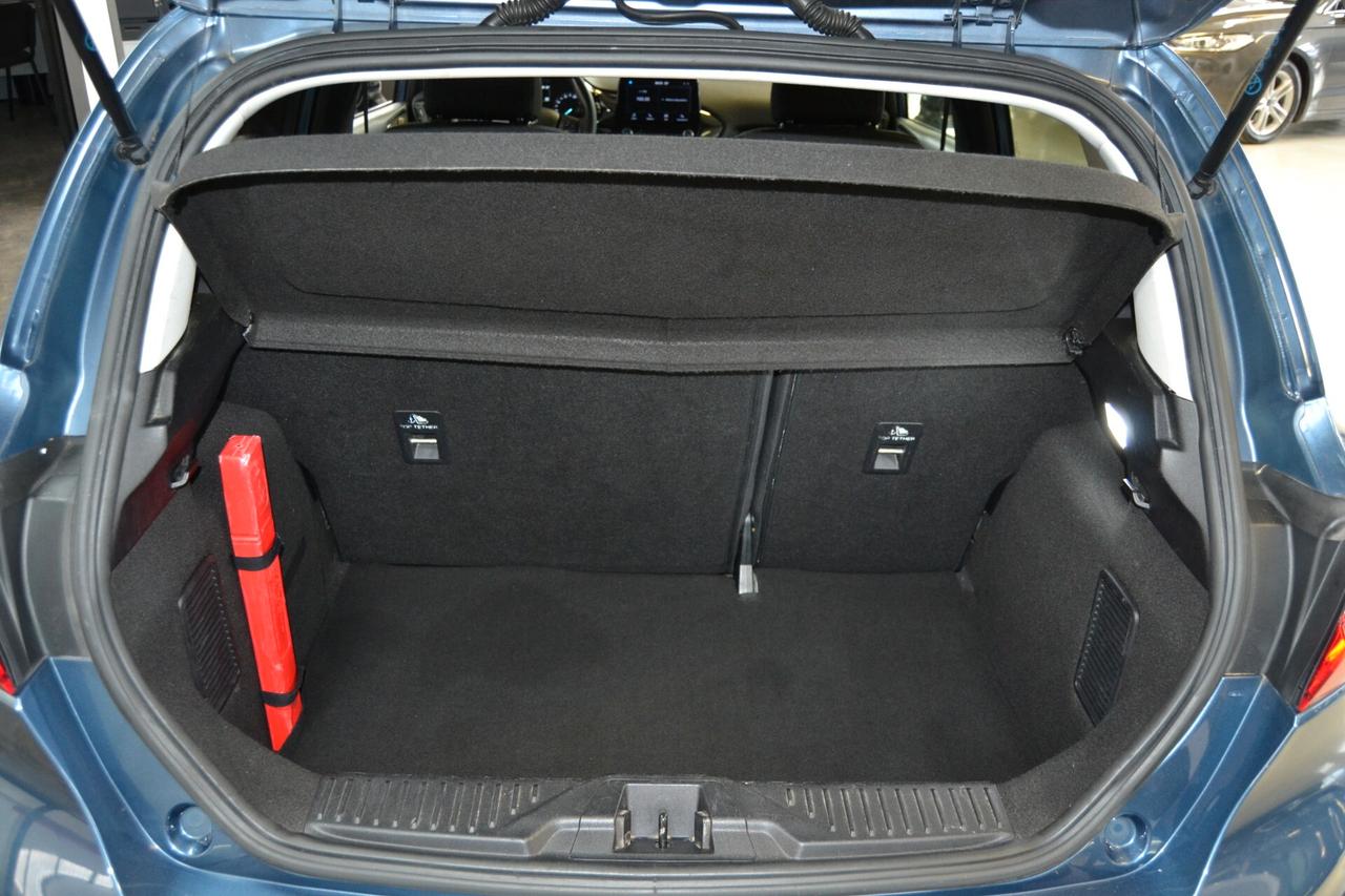 Ford Fiesta 1.5 TDCI 85CV Titanium UniPro/Navi/XENON