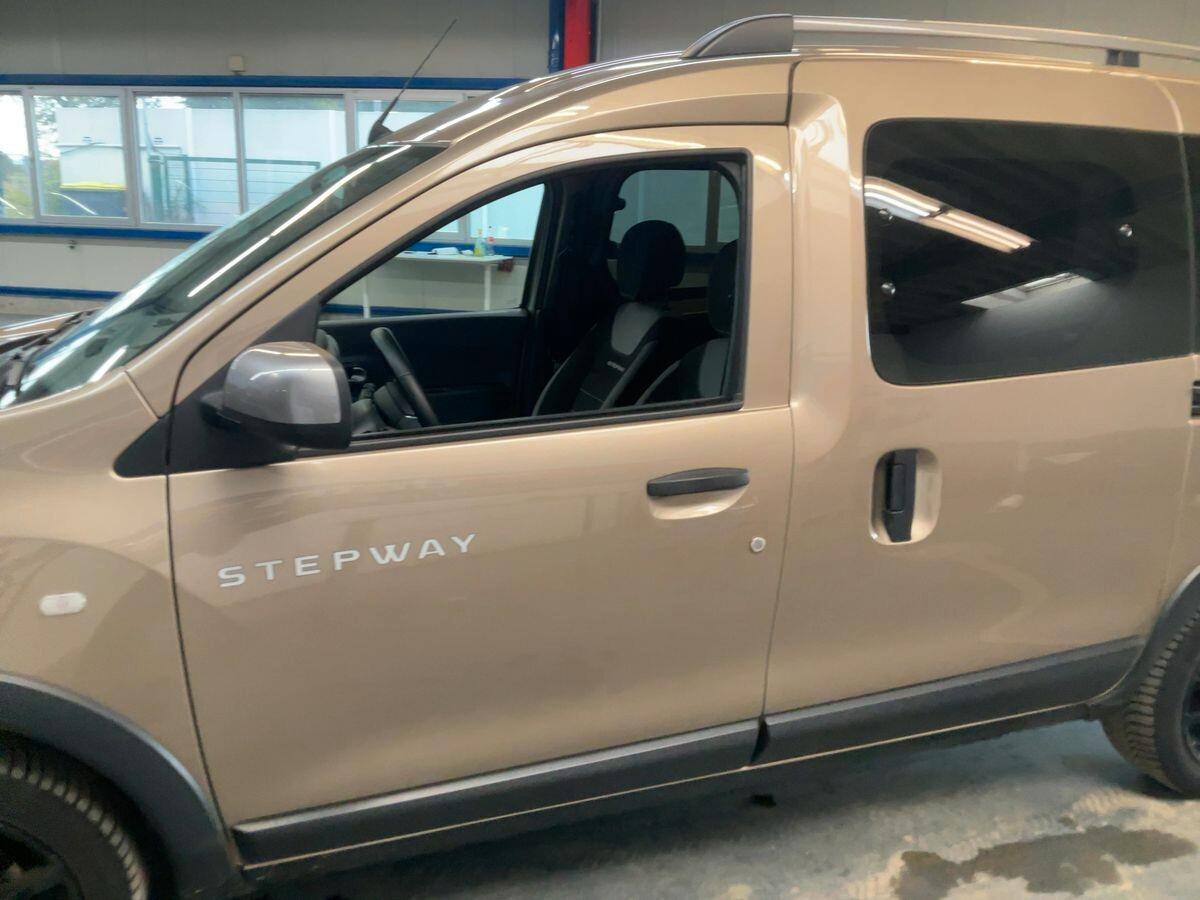 Dacia Dokker Stepway 1.6 8V 110CV GPL
