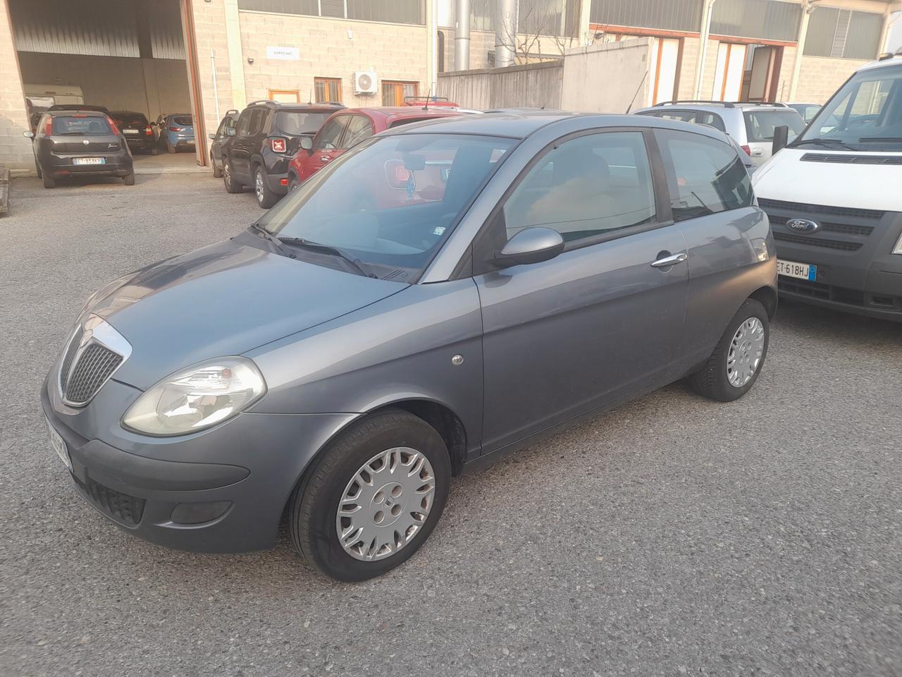 Lancia Ypsilon 1.2 Argento