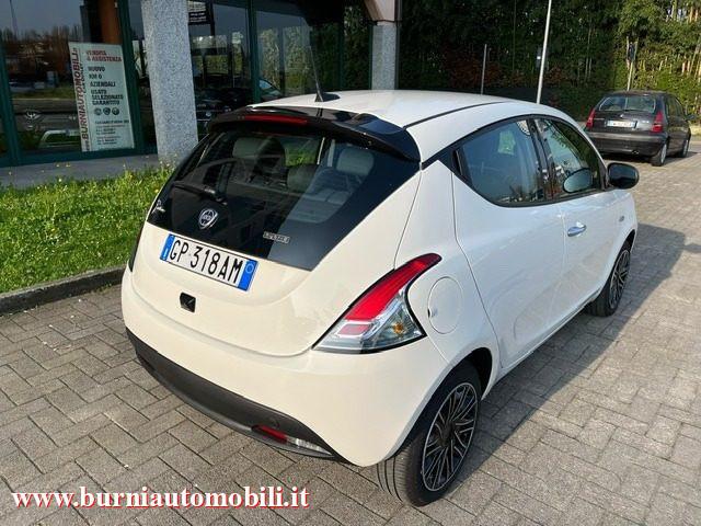 LANCIA Ypsilon 1.0 FireFly 5 porte S&S Hybrid Gold Plus