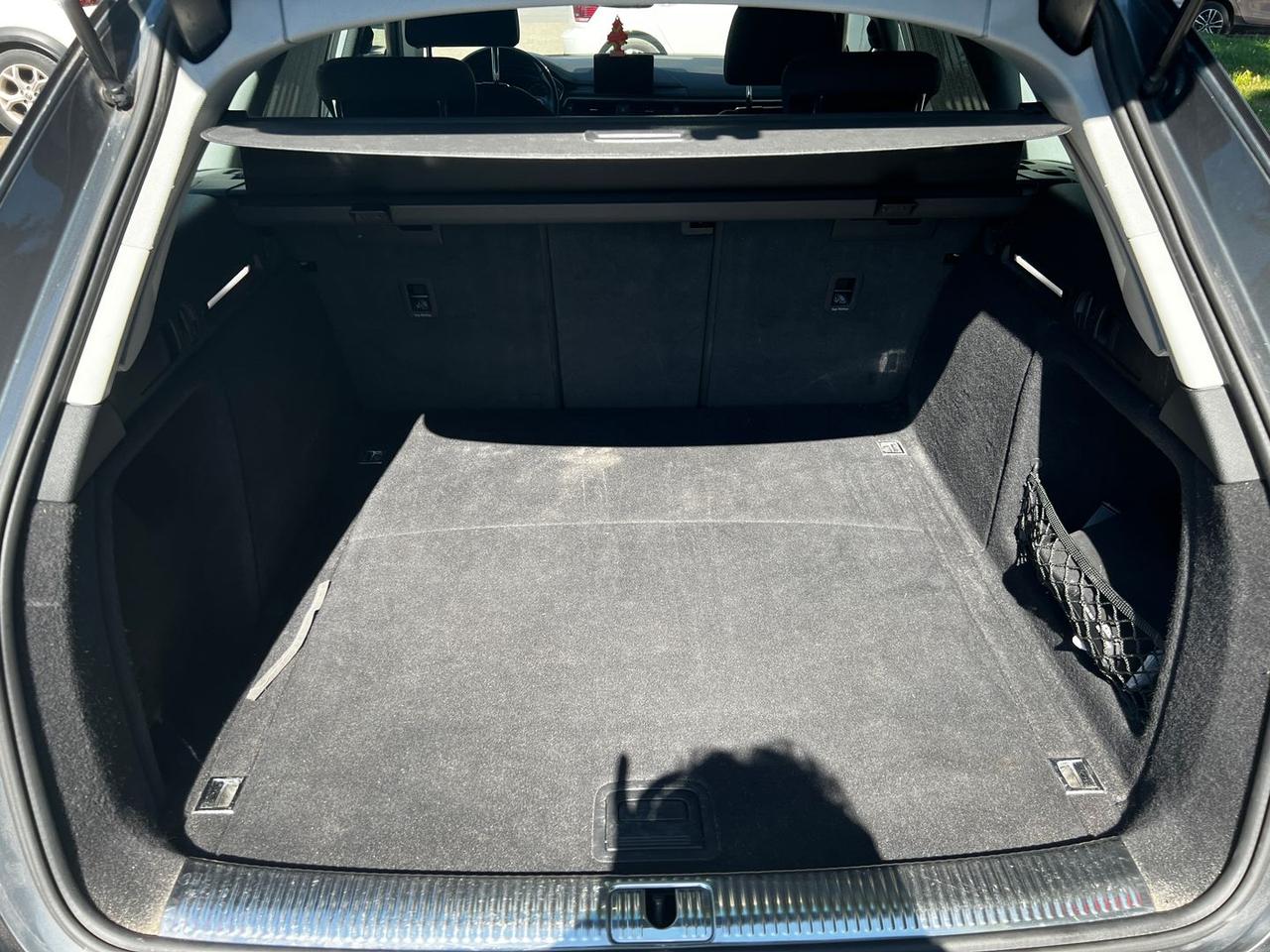 Audi A4 2.0 35 TDI Sport #11120