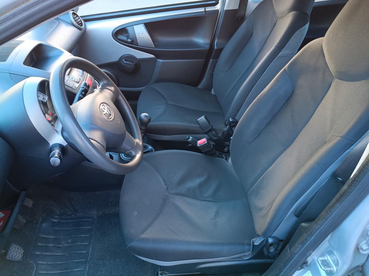 Toyota Aygo 69 CV 5 PORTE