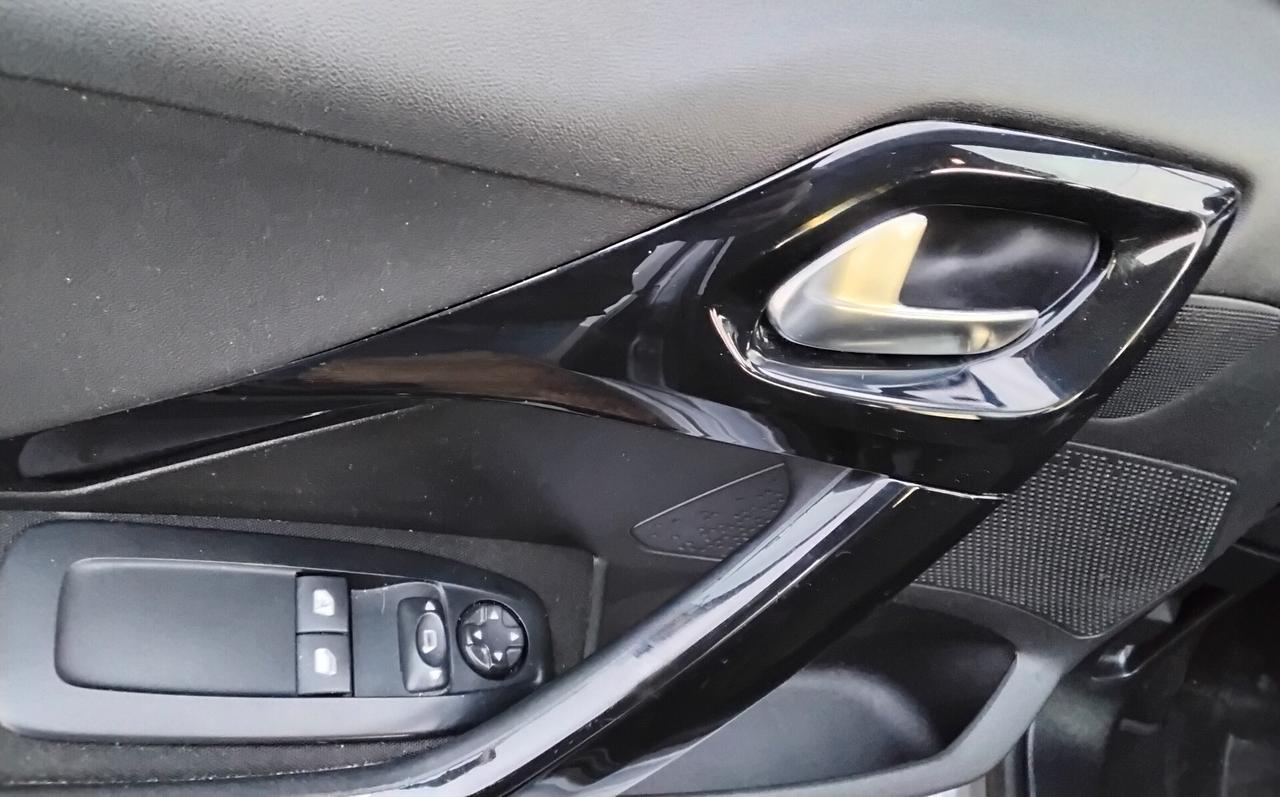 Peugeot 208 BlueHDi 100 S&S 5 porte Active