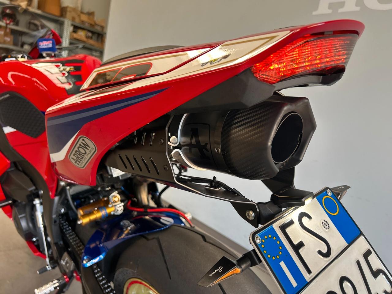 Honda CBR 600 RR racing