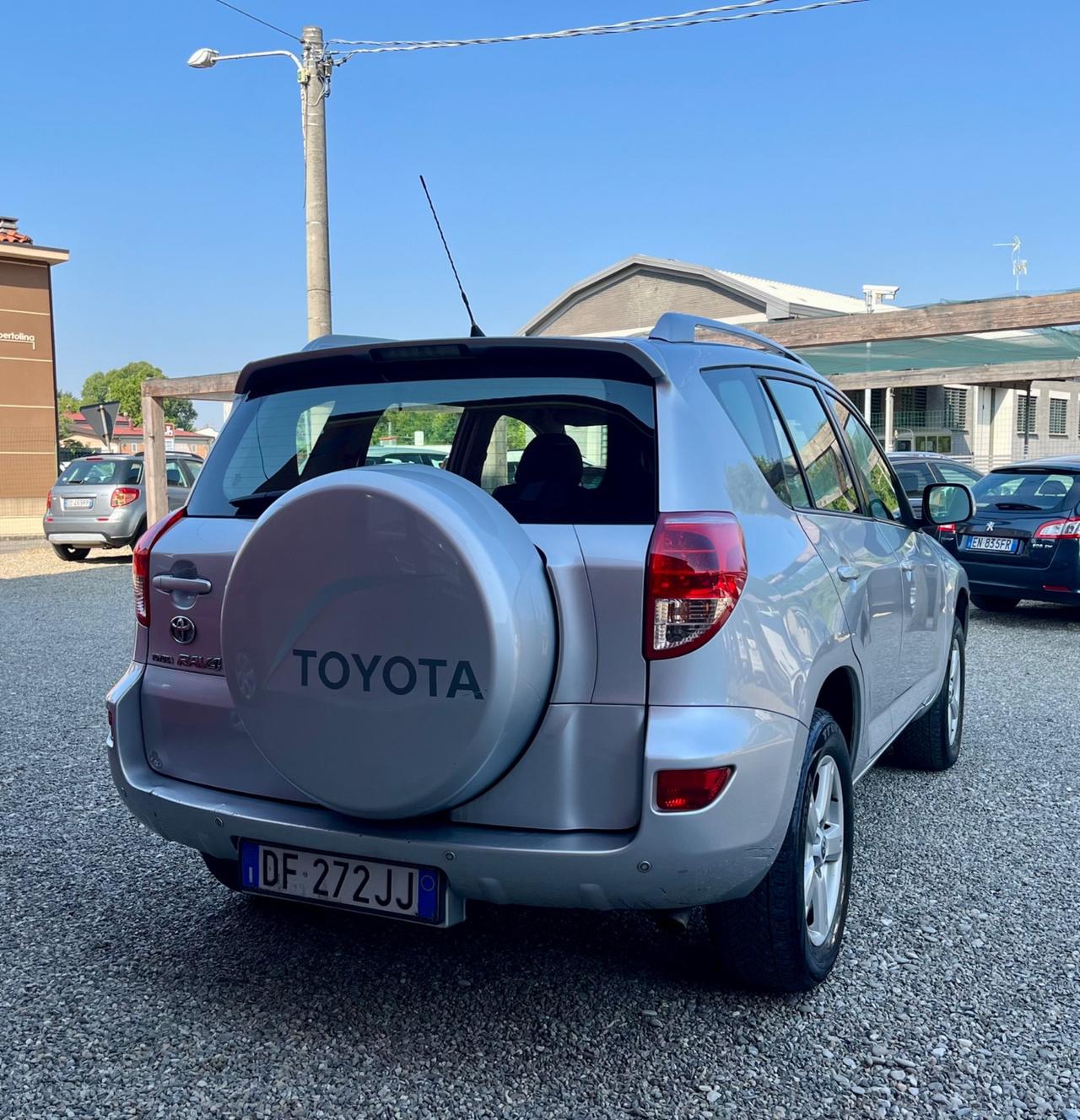 Toyota RAV4 2.2 D-4D 136 CV