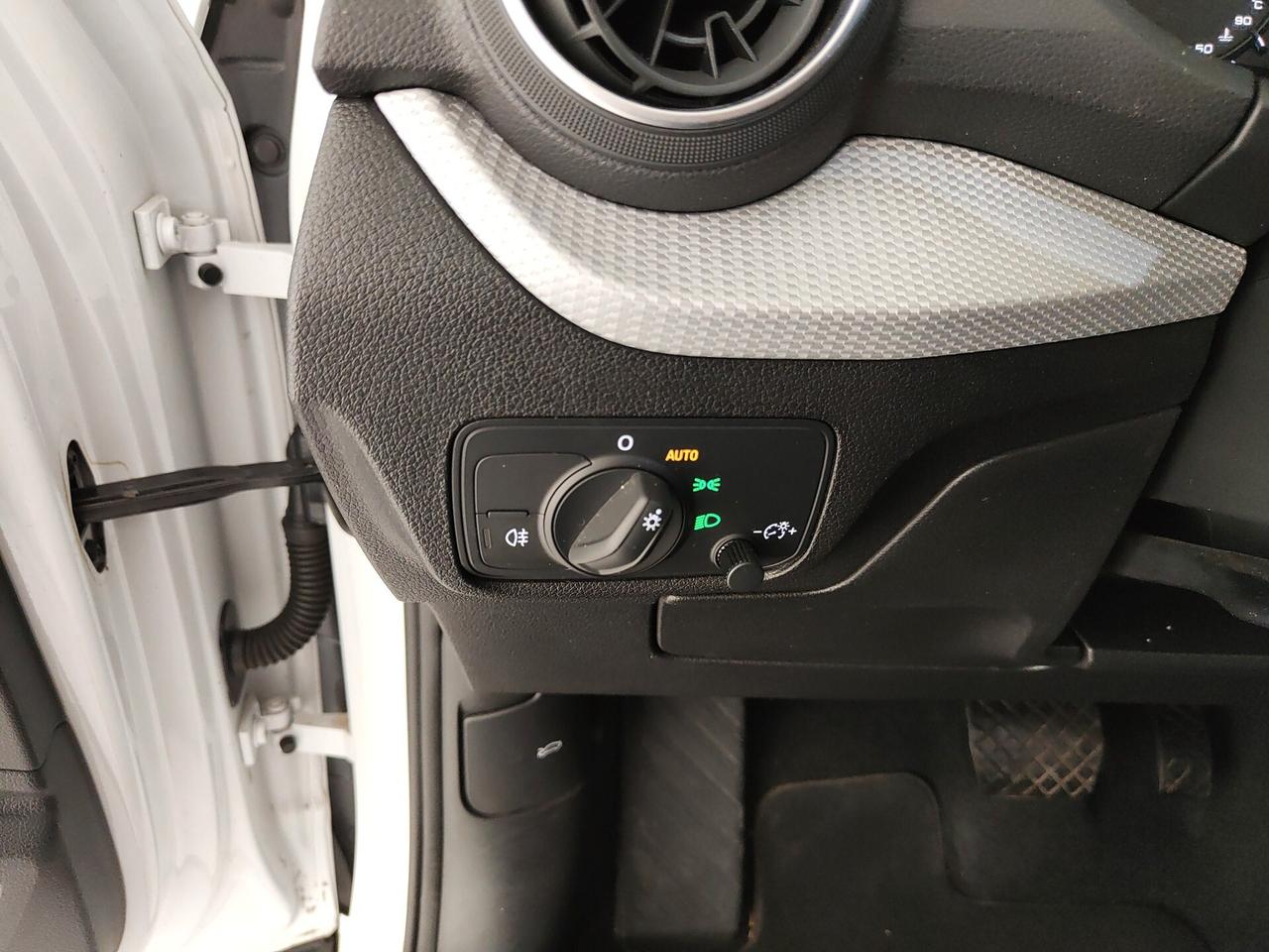 Audi Q2 30 TDI S tronic Business