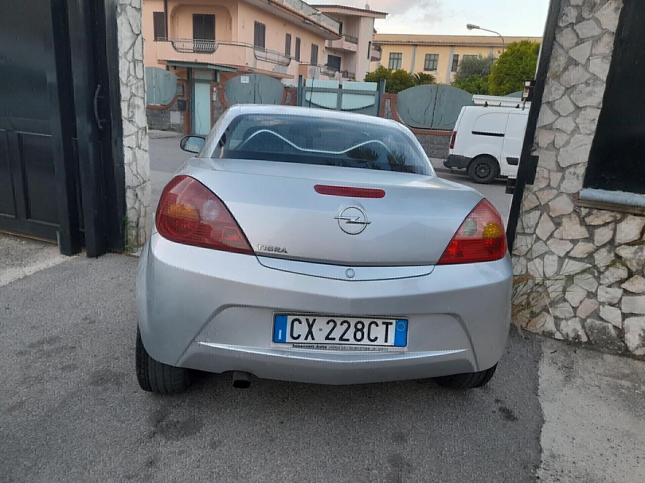 Opel Tigra TwinTop 1.4 16V Enjoy