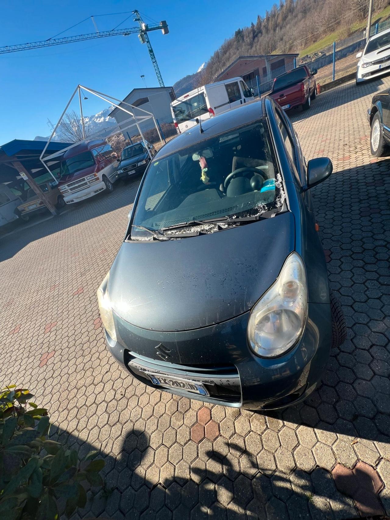 Suzuki Alto 1.0 L