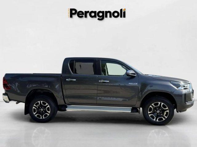 TOYOTA Hilux 2.8 D-4D A/T 4WD 4 PORTE DOUBLE CAB EXECUTIVE AUTO