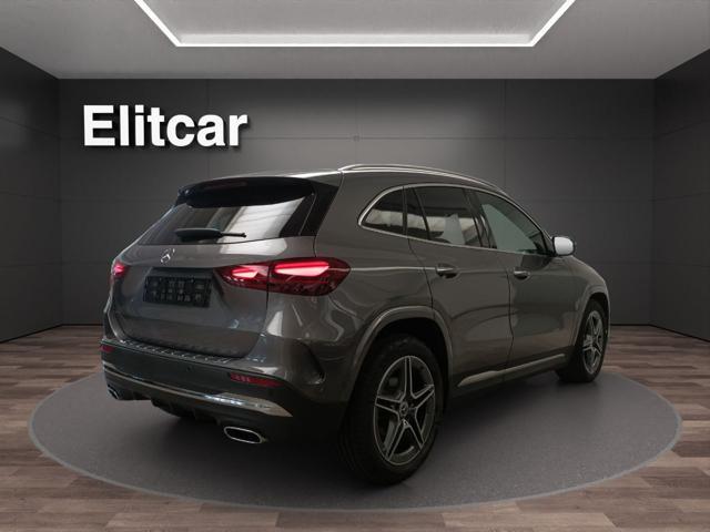 MERCEDES-BENZ GLA 180 Automatic AMG Line Premium
