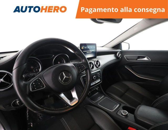MERCEDES-BENZ GLA 220 d Automatic Sport