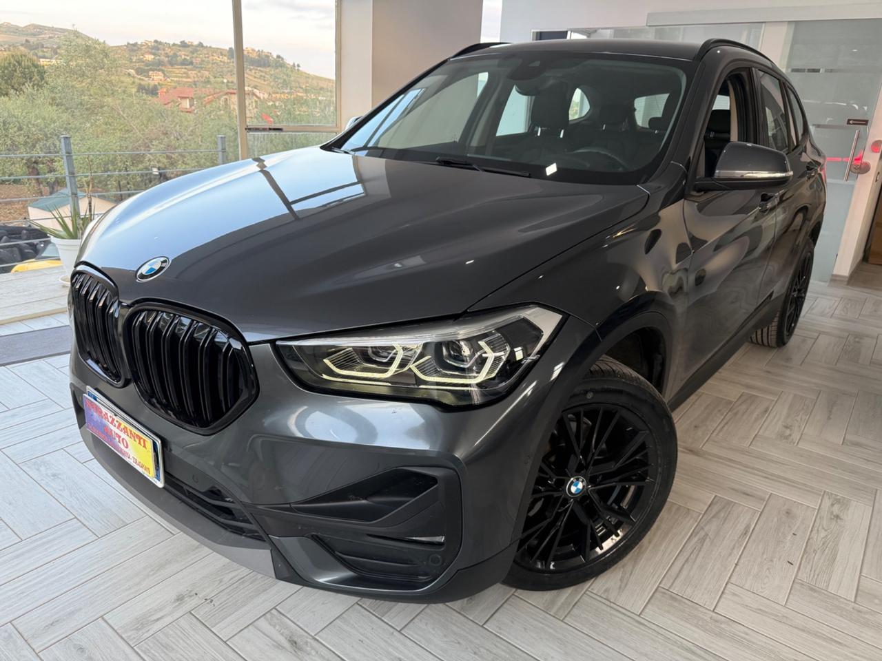 Bmw X1 2.0D150cv SHADOW LINE FULL LED/AUTO2022