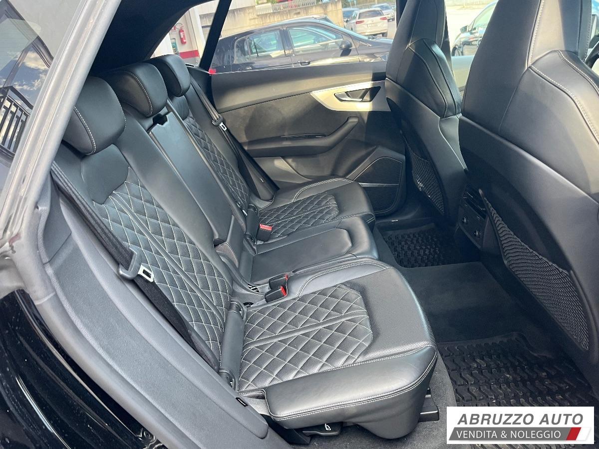 AUDI Q8 50 TDI 286 CV quattro tiptronic Sport Tetto+Gancio