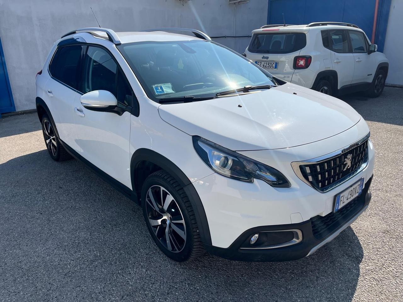 Peugeot 2008 -1.5 blue hdi allure-km 60000-10/2017