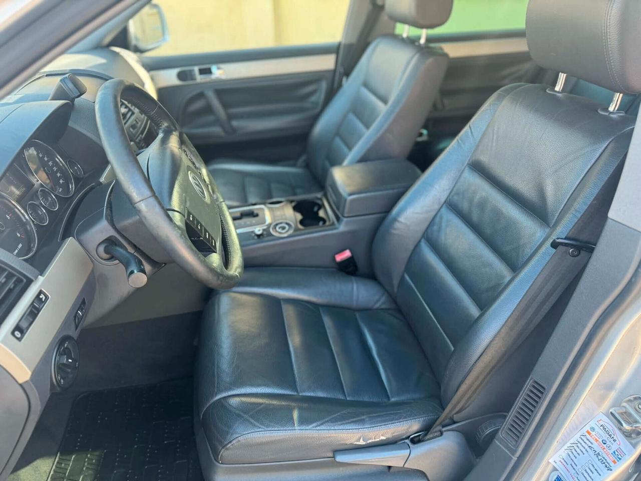 Volkswagen Touareg Anno 2006 3.0 DIESEL V6 INTERNI PELLE