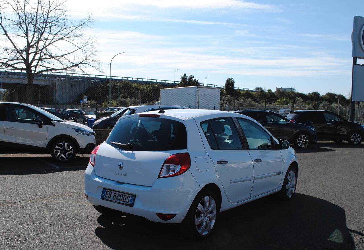 RENAULT CLIO 1.2 75 CV OK NEOPATENTATI