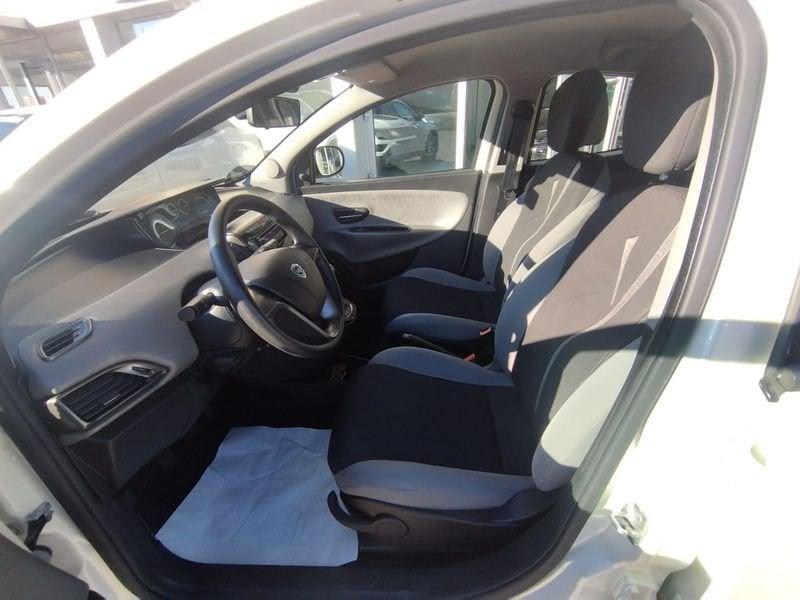 Lancia Ypsilon Ypsilon 1.2 69 CV 5 porte S&S Silver