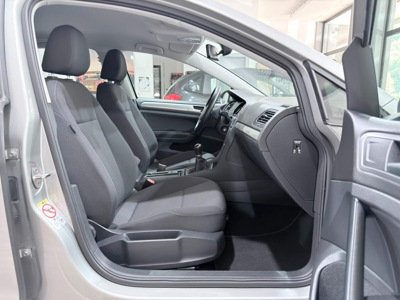 VOLKSWAGEN GOLF 1.6TDI 115CV 5P 2019