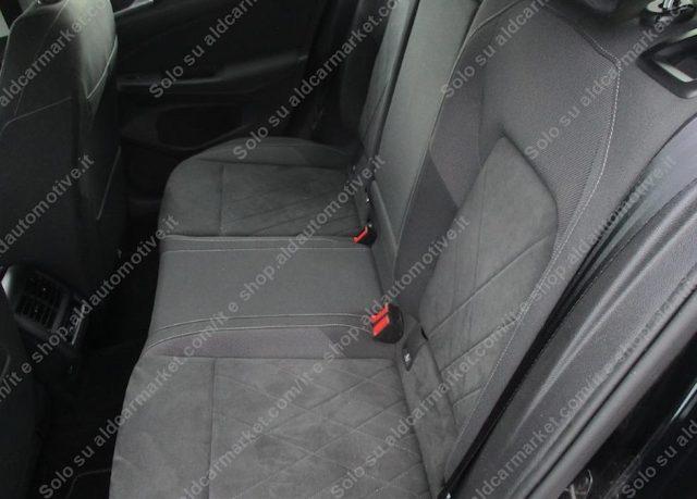 VOLKSWAGEN Golf 2.0 TDI SCR Style *Navi,LED*