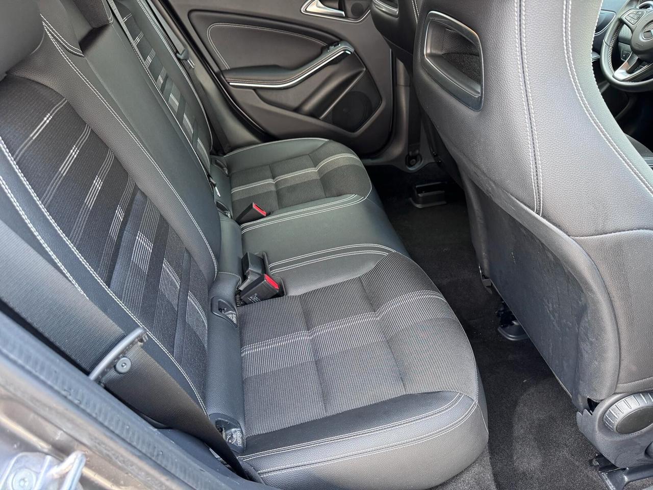 Mercedes-benz A 180 d Automatic Premium*EURO6*NEOPATENTATI