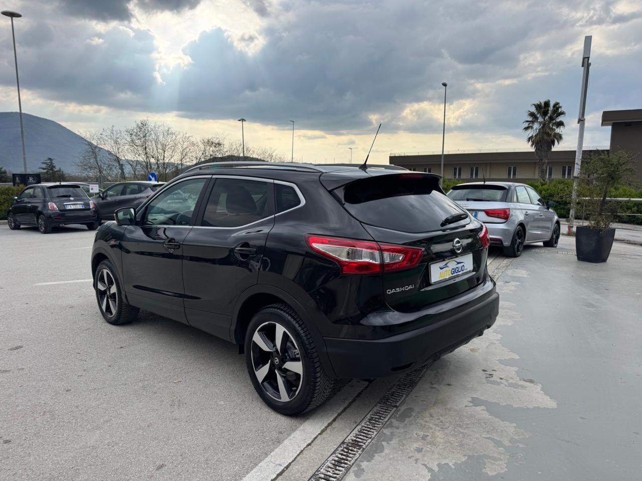 Nissan Qashqai 1.5 dCi Tekna, Tetto Panoramico, camera 360°, ecc