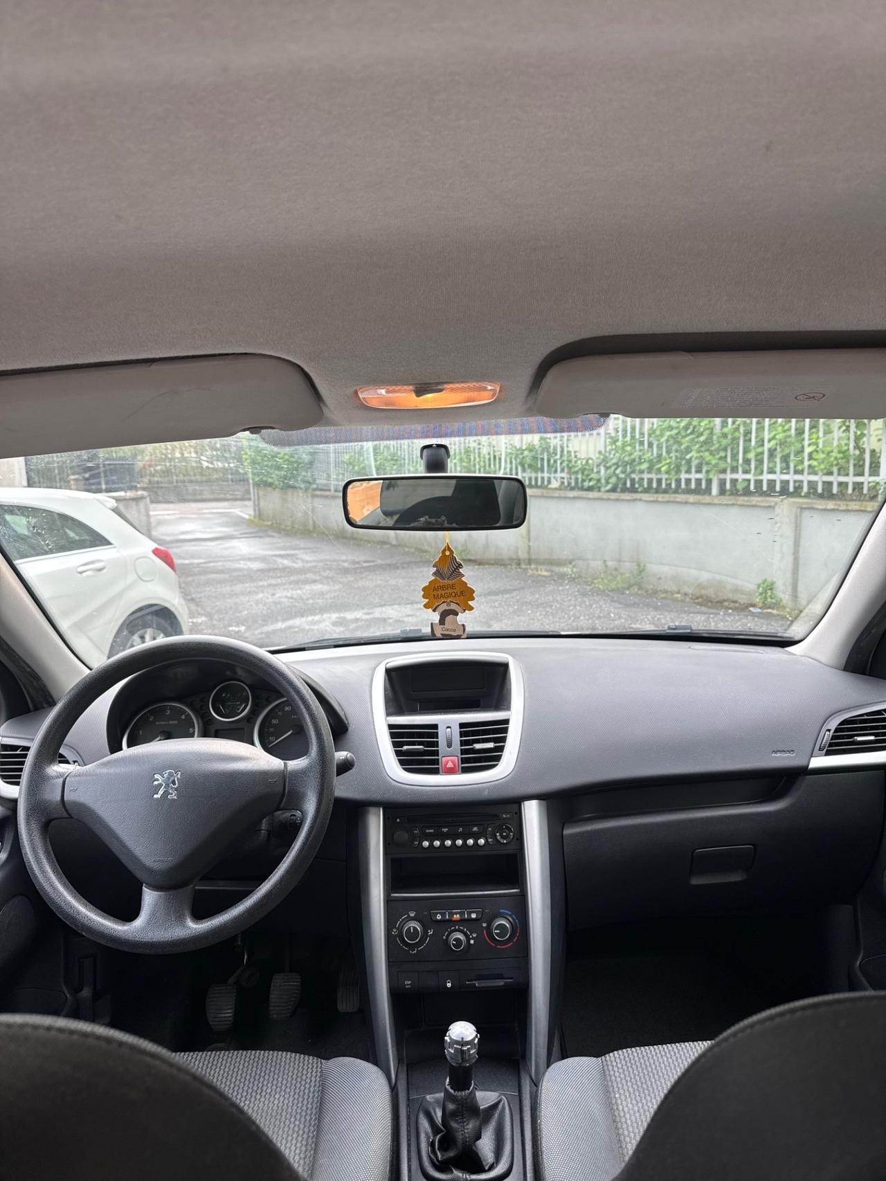 Peugeot 208 1.4 HDi 68 CV 5 porte Active