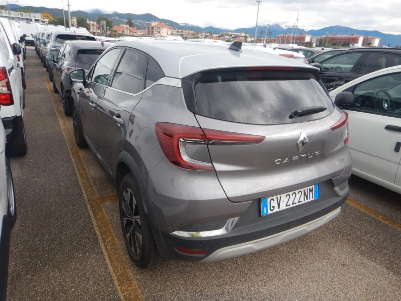 Renault Captur 1.0 TCE 90CV TECHNO ( FARI LED - TETTO BICOLORE NAVI MIRROR PDC CERCHI 17 )