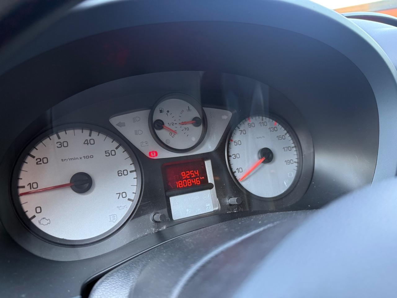 Peugeot Partner Tepee 1.6 HDi 112CV Outdoor