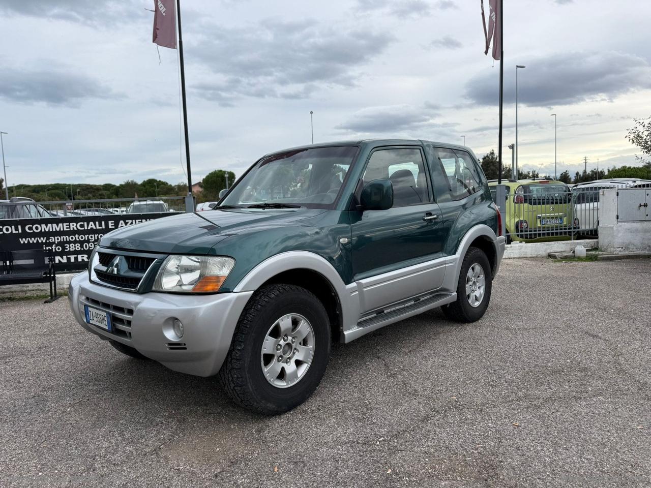 MITSUBISHI Pajero 3.2 16V DI-D 3p. A/T Intense GANCIO TRAINO