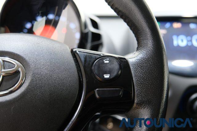 TOYOTA Aygo 1.0 VVT-I 72 CV 5 PORTE CONNECT NEOPATENTATI
