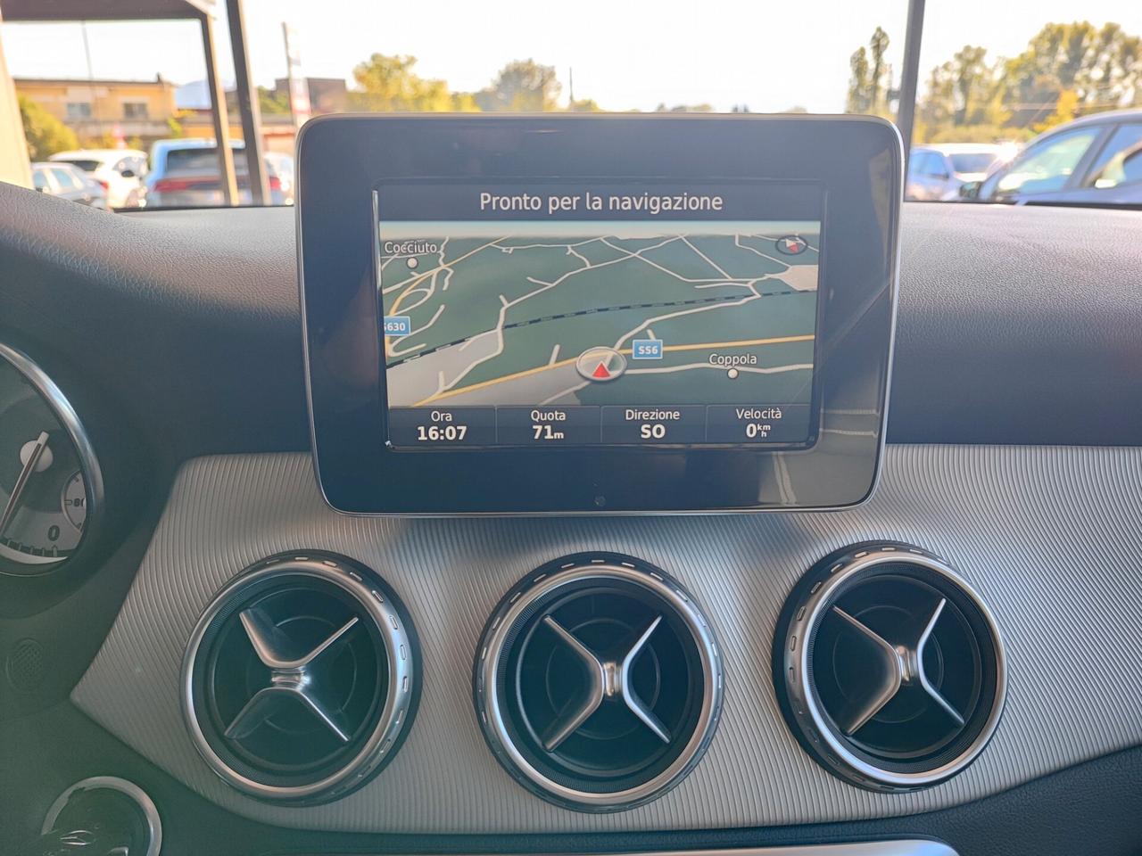 Mercedes-benz GLA 250 Premium