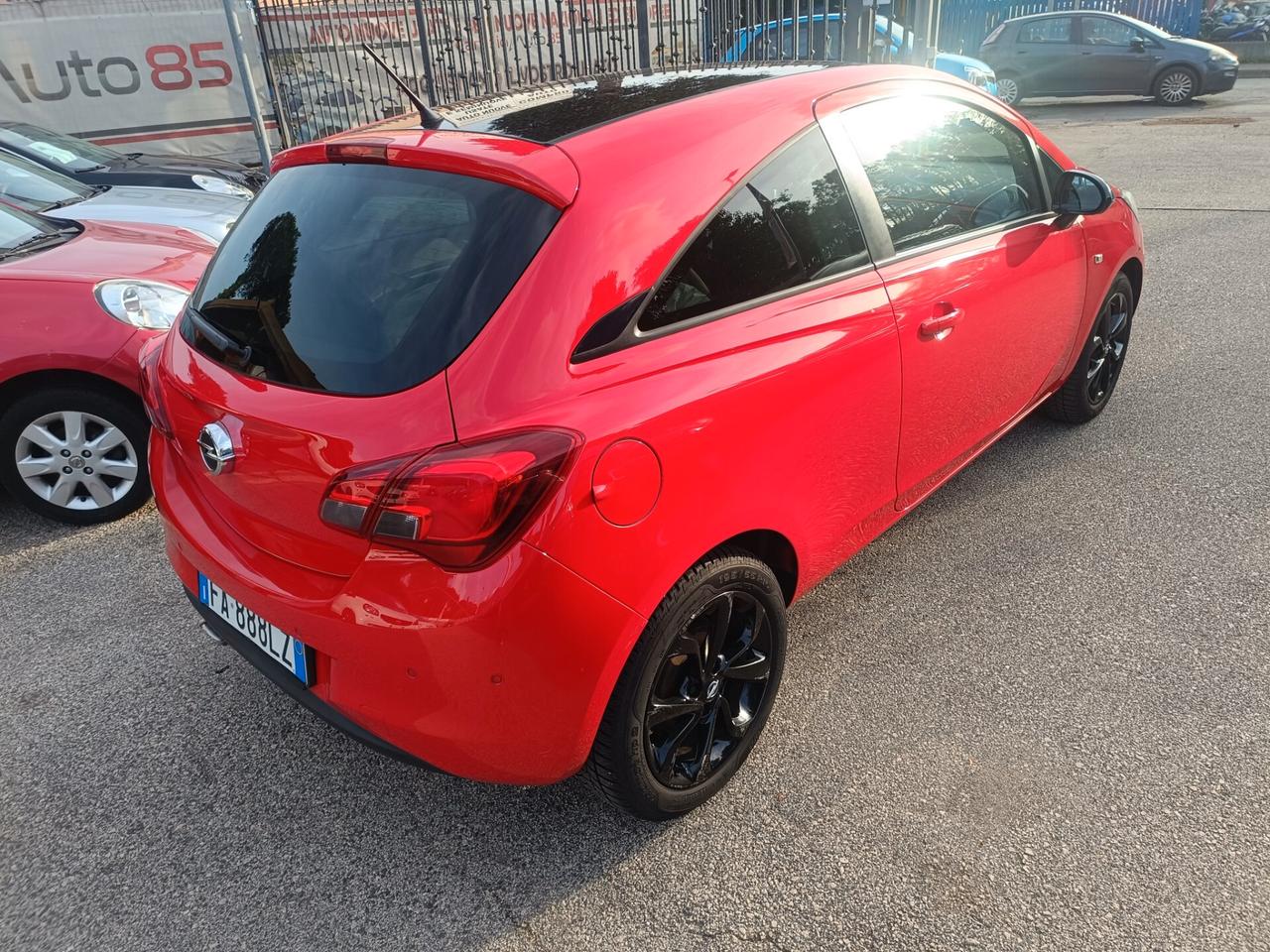 Opel Corsa 1.4 90CV Coupé b-Color