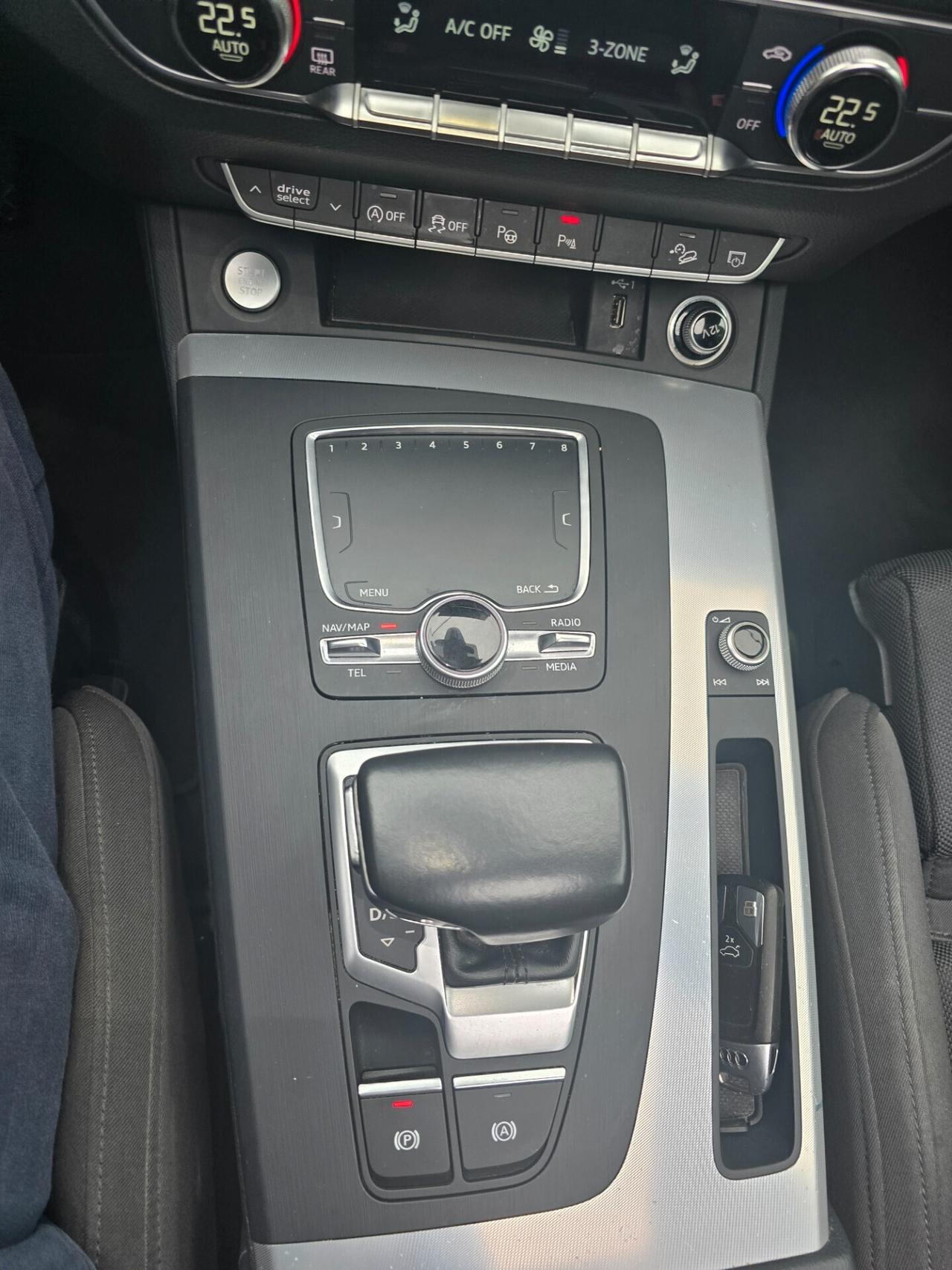 Audi Q5 2.0 TDI 190 CV quattro Sport TETTO APRILE-2019