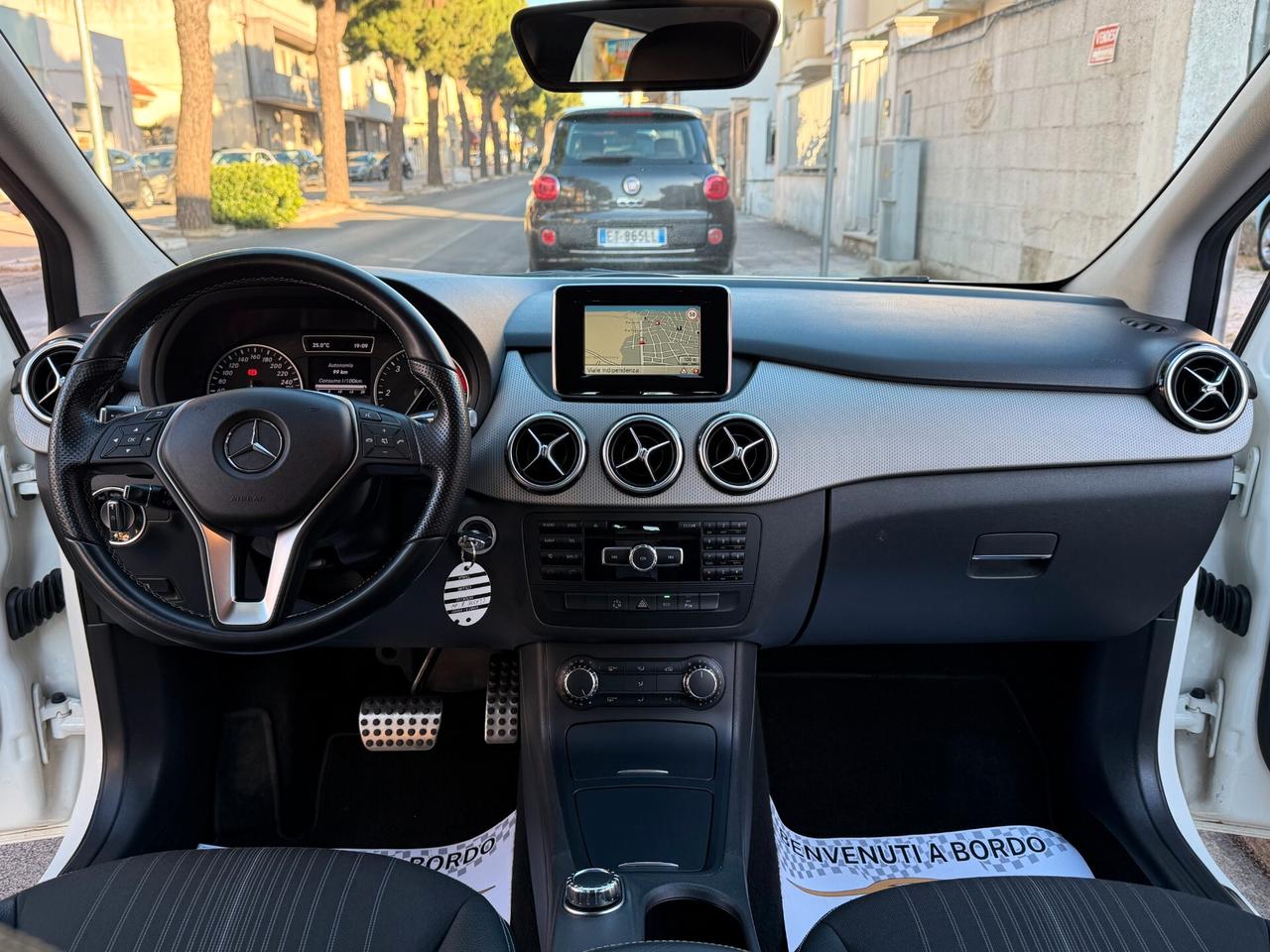 Mercedes B 200 CDI Autom Premium NAVI CAMERA 2014