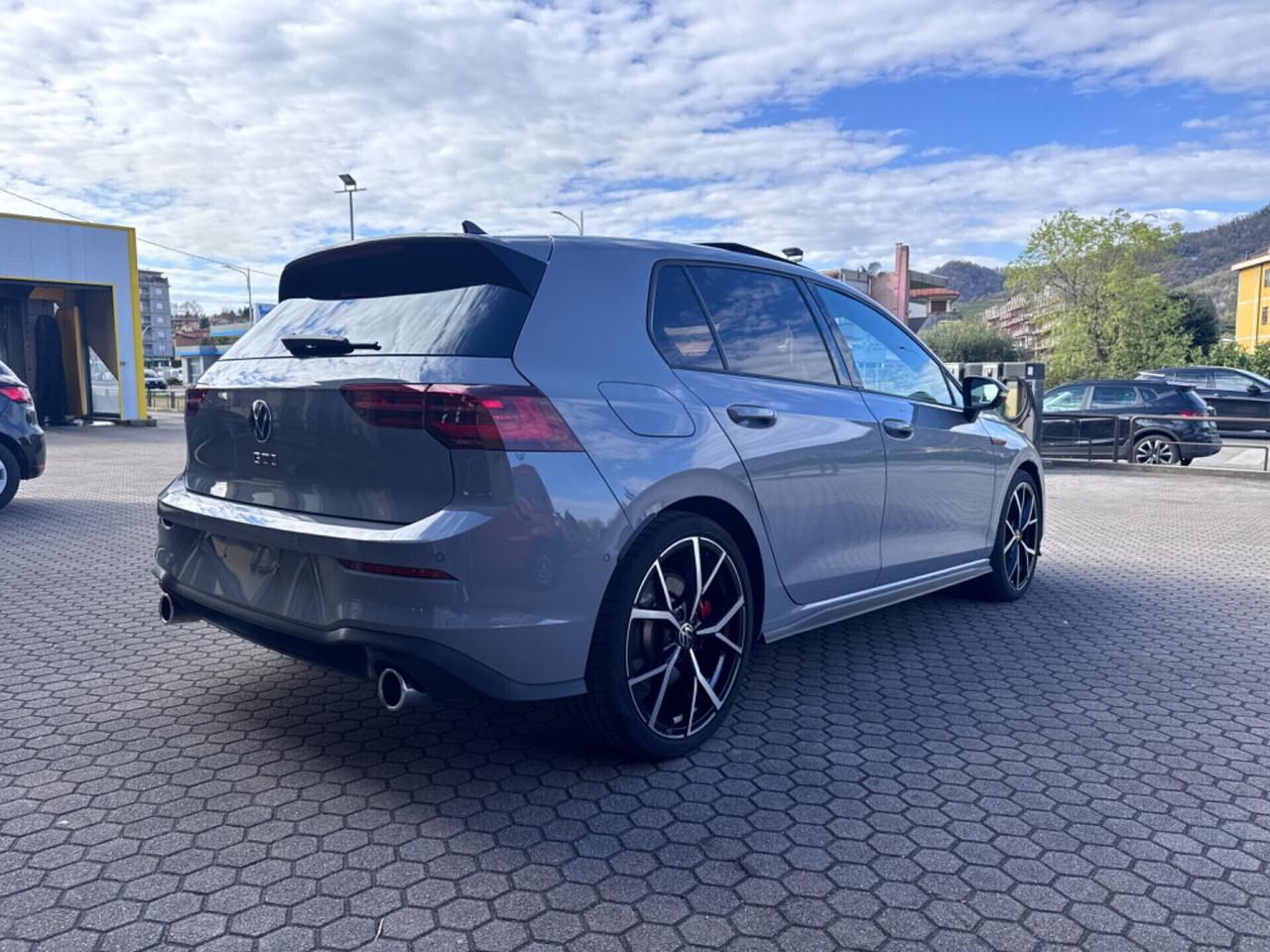VW Golf GTI DsG TETTO CERCHI DA 19"