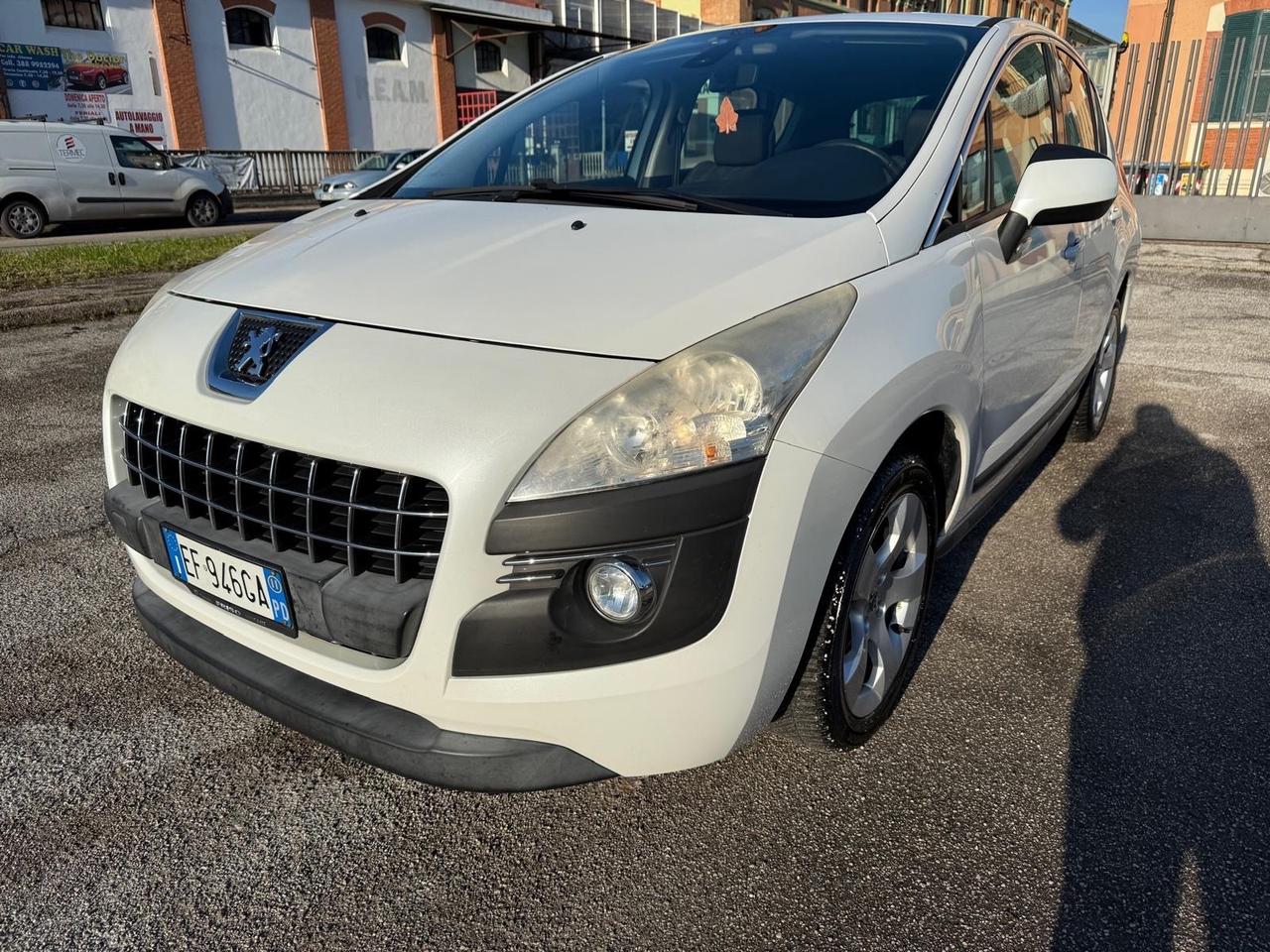 Peugeot 3008 1.6 HDi 112CV Business