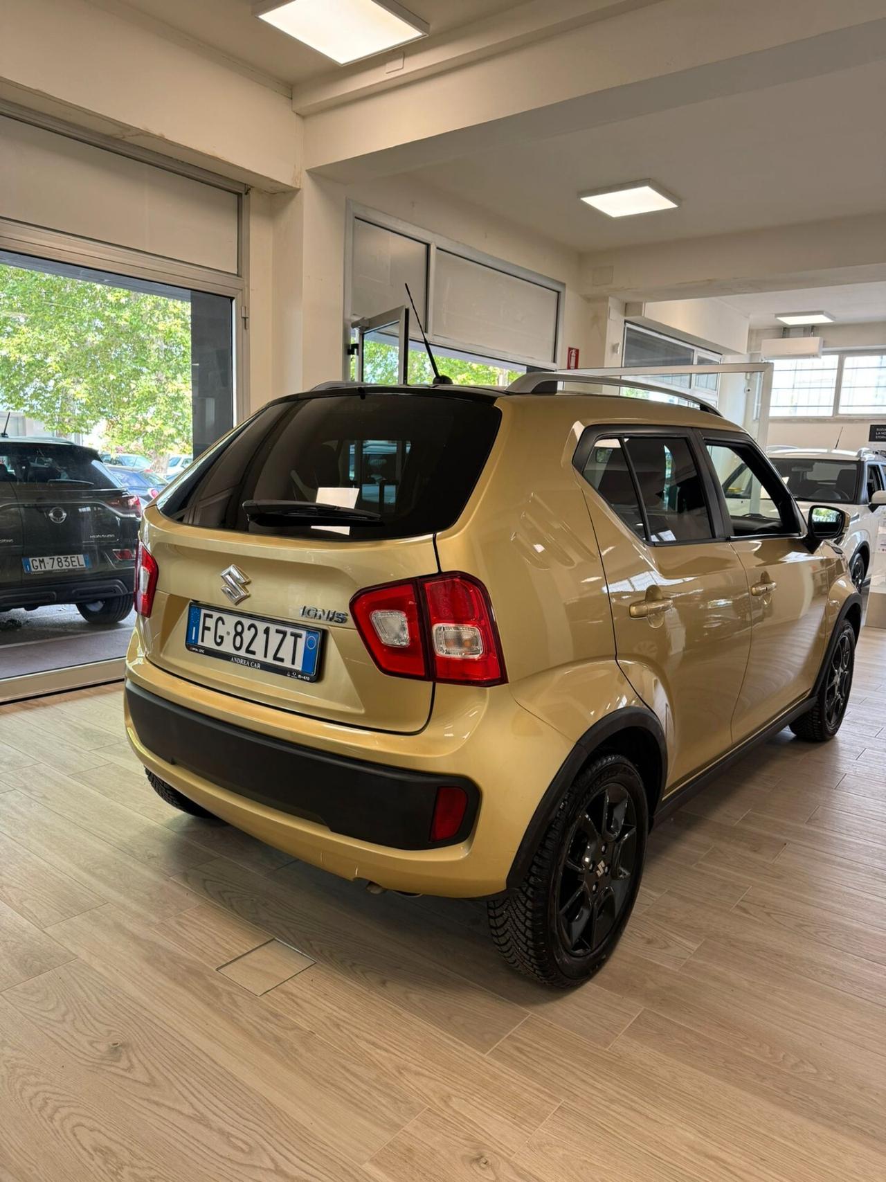 Suzuki Ignis 1.2 Dualjet Top