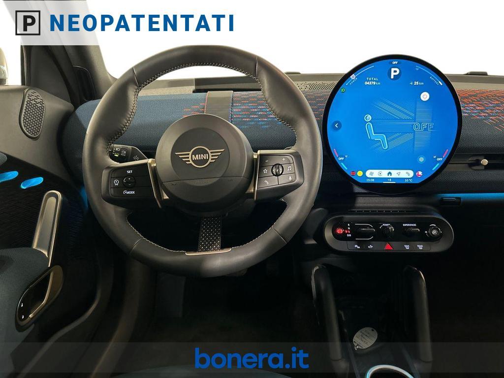 Mini Mini Aceman All-Electric E Favoured