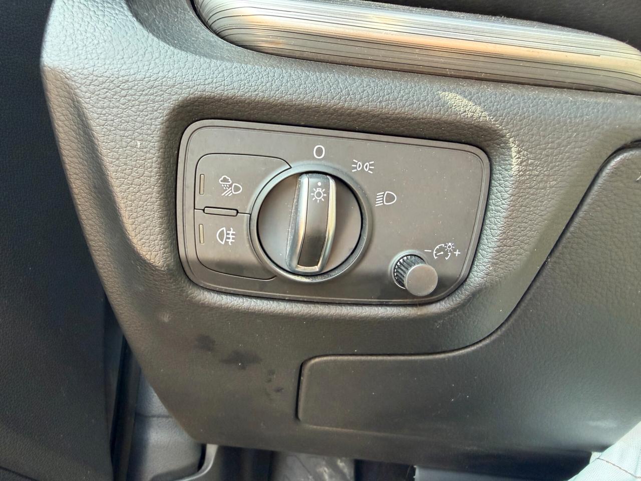 AUDI A3 2017 1.6 DIESEL 116 CV *SINISTRATA