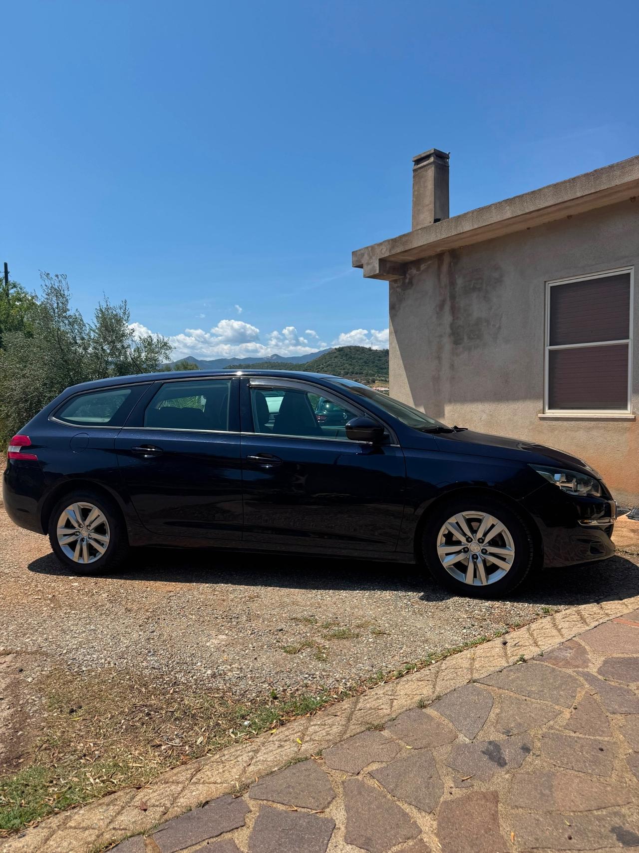 Peugeot 308 BlueHDi 150 S&S EAT6 SW Business