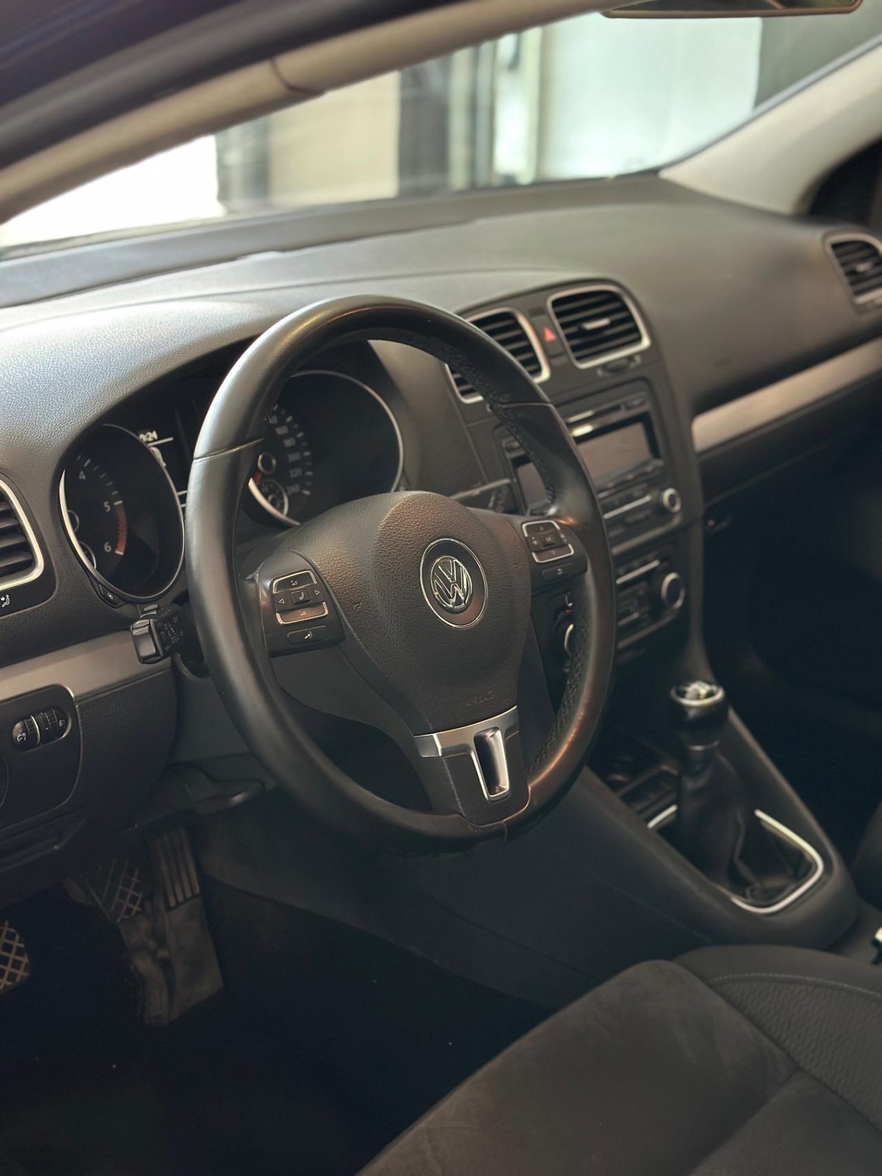 Volkswagen Golf 1.6 TDI DPF 5p. Highline