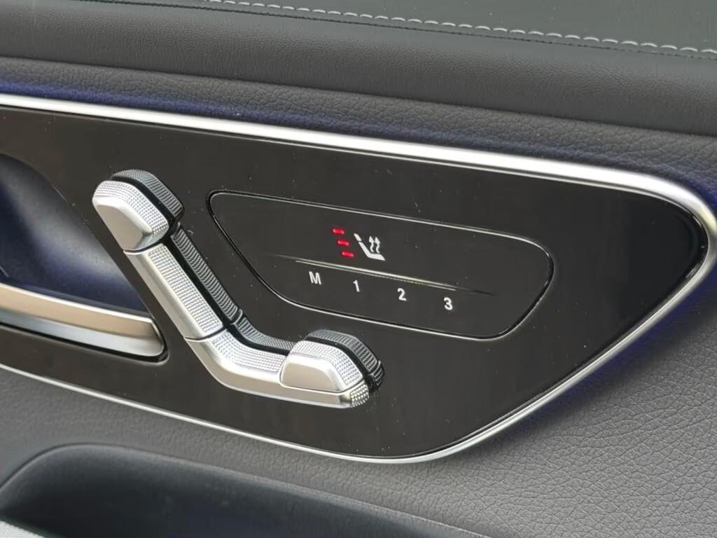 MERCEDES-BENZ*GLC*220d*4MATIC*MILD-HYBRID*COUPE*AMG-LINE*PREMIUM*NIGHT*AMBIENT*MBUX*