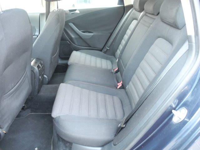 VOLKSWAGEN Passat Variant 2.0 TDI DPF DSG Highline -Ok NEOPAT.- UniPROPRIET.