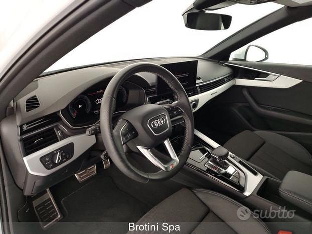 Audi A4 Avant 40 TDI S tronic S line edition