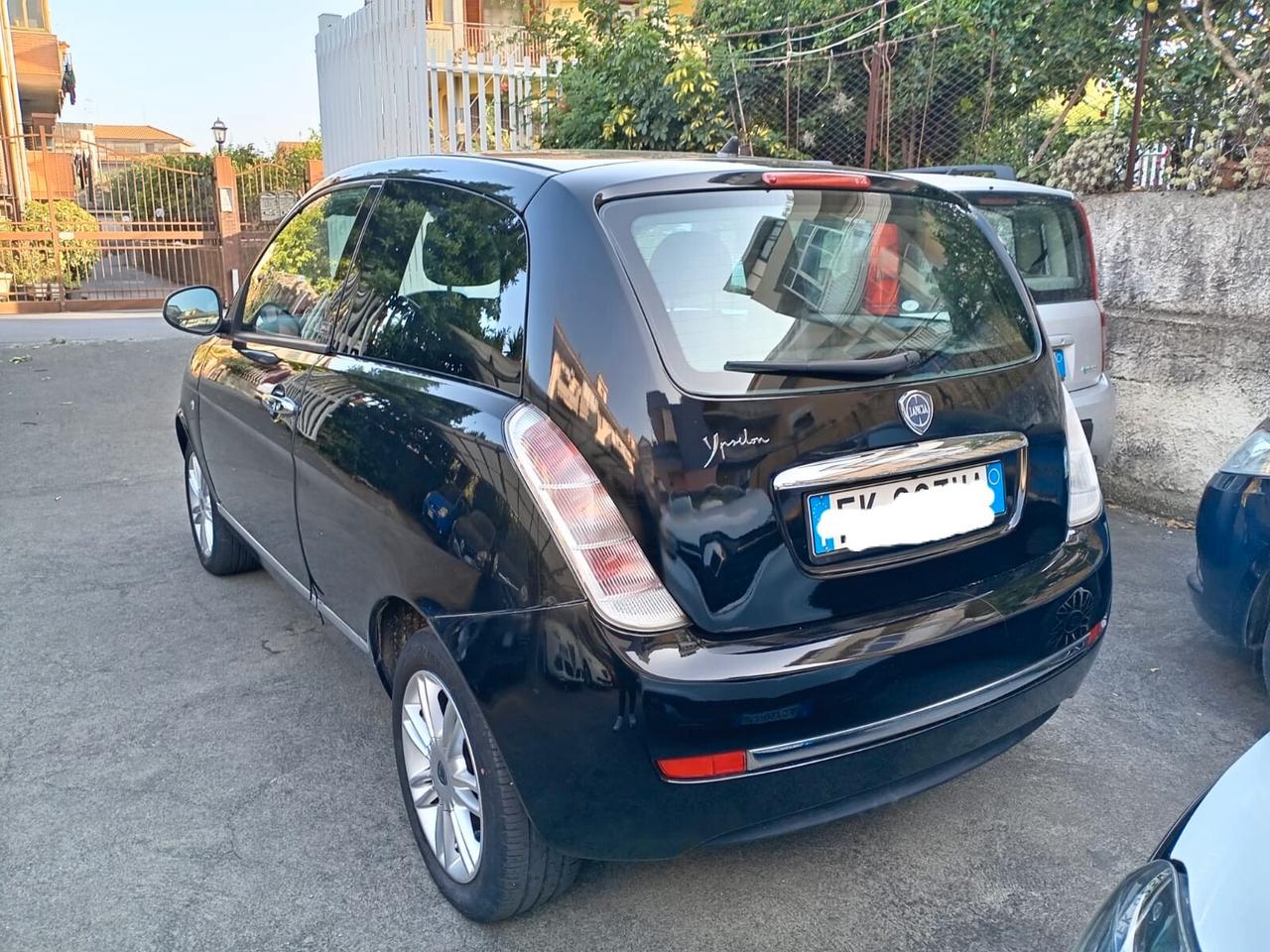 Lancia Ypsilon 1.2 69 CV 5 porte S&S Platinum